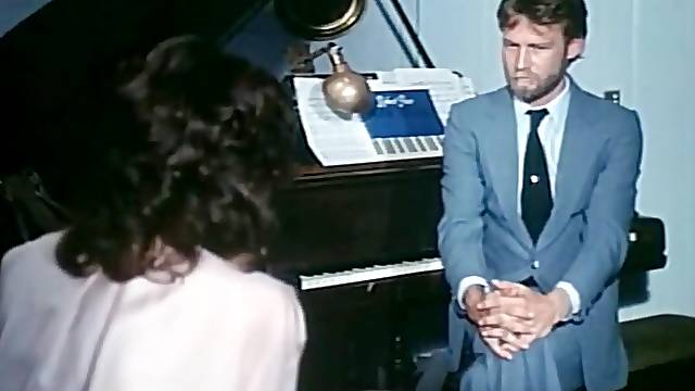 Old classic full-length vintage porn with cumshots & 3some