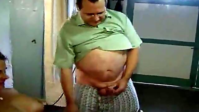 Pisss: Jeune Soumise Pour Vieux Pervers two