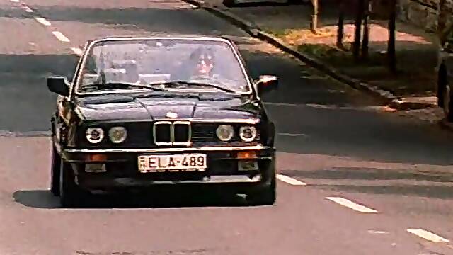 Affari da Troia (Full Video)