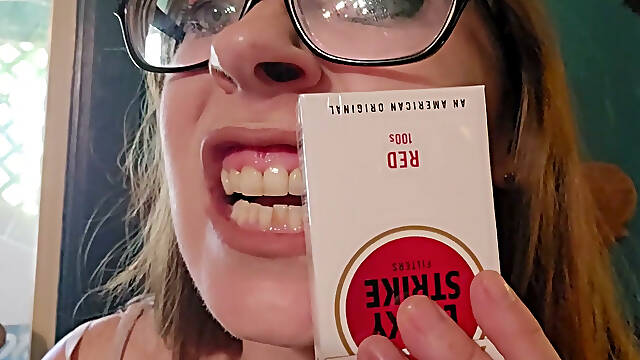 Talking about my Smokey Mouth and teeth again