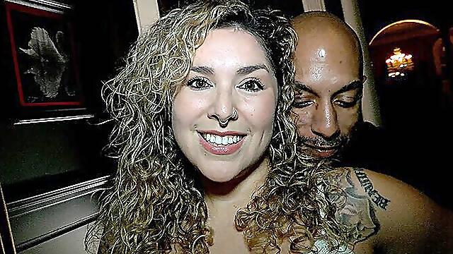 Mia Makes a Porno